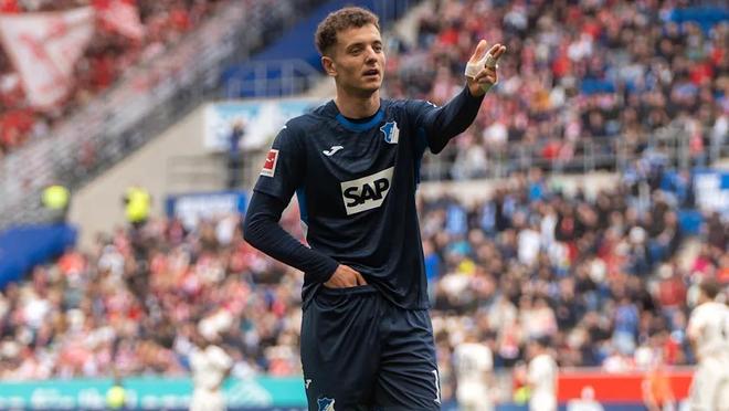 图片报：多特已与霍芬海姆前锋阿斯拉尼取得联系