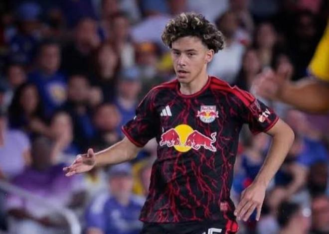 博主：拜仁追纽约红牛17岁中场穆罕默蒂，球员也被推荐给皇马